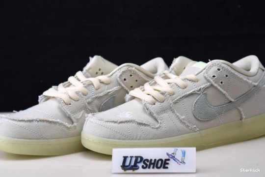 DM0774-111 Low Nike  Dunk   SB 'Mummy' Sb 0324